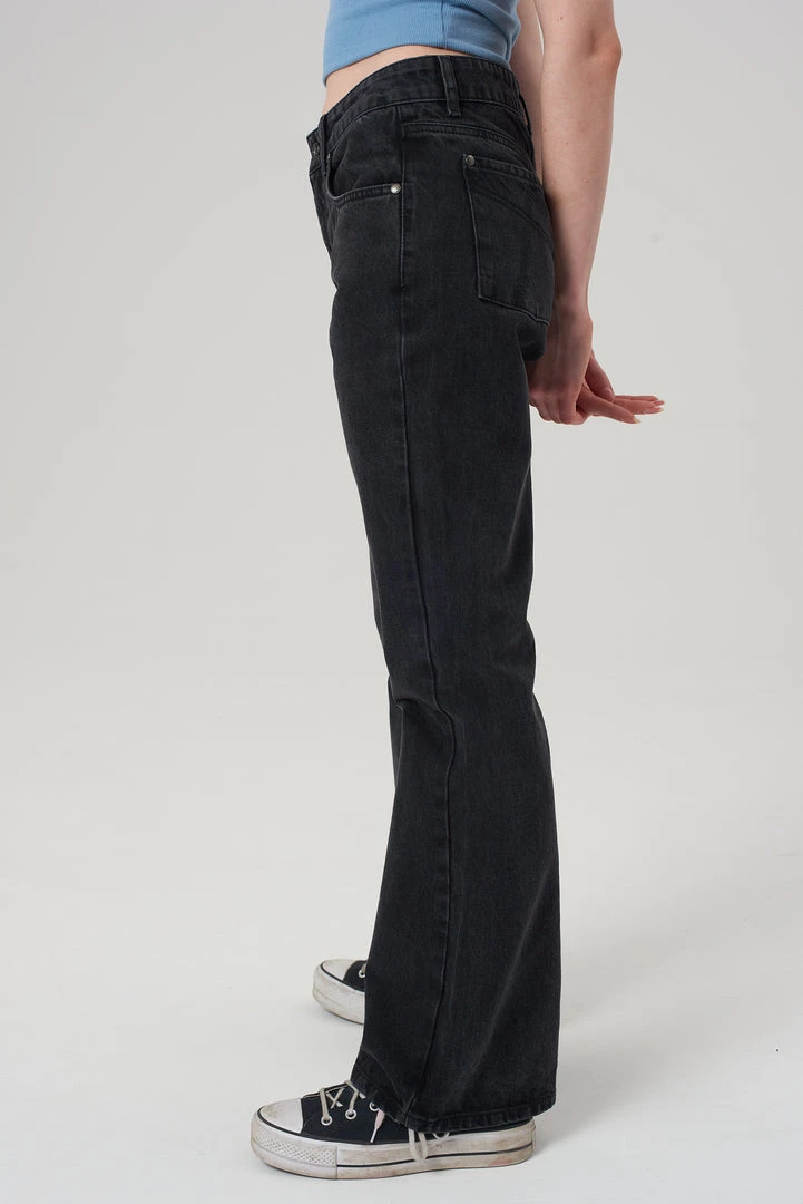 The Ragged Priest Dakota Jean Charcoal 4 The Ragged Priest Dakota Jean Charcoal