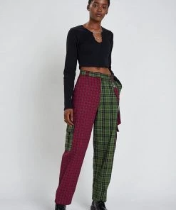 The Ragged Priest Enigma Top